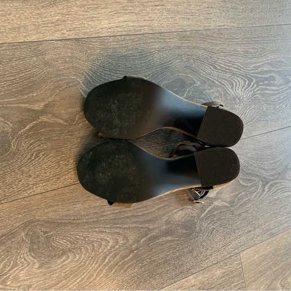 37euro, 7 us❤️ leather nude high heels sandals - Picture 3 of 3